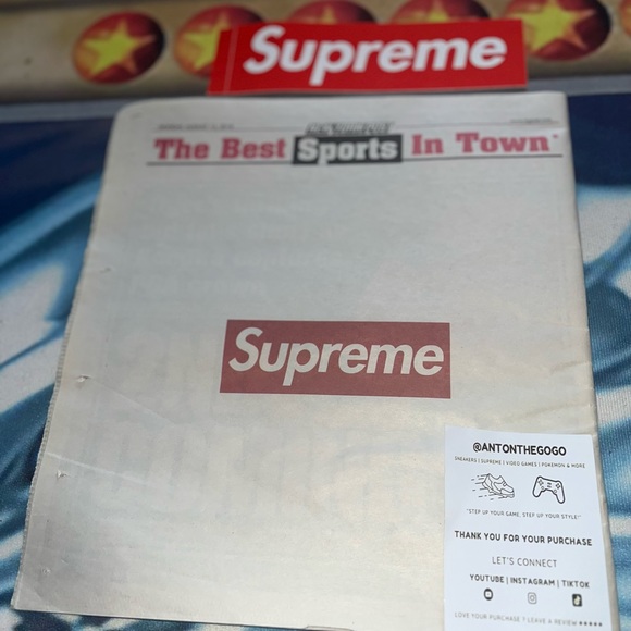 Supreme News Paper & Sticker red box logo exclusive - Picture 2 of 2